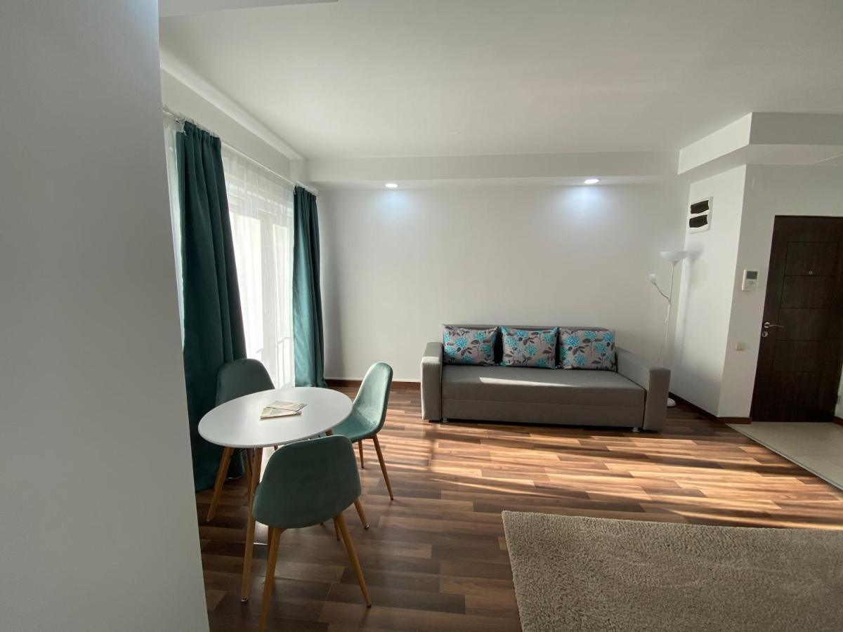 Green Deluxe Apartment Cosmopolis Stefanestii de Jos Εξωτερικό φωτογραφία